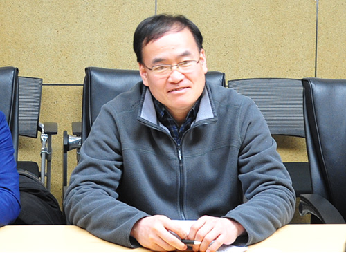 新疆生产建设兵团科技局孔军局长一行调研物理所